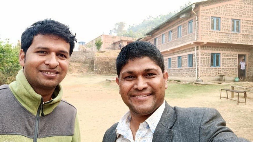 DR. NARENDRA SINGH THAGUNNA